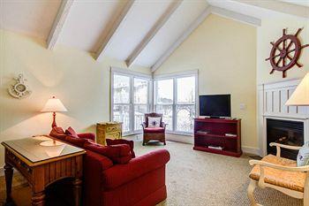 Captain'S Cottage Suites Grand Haven Ngoại thất bức ảnh